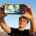 apple iphone 17 pro max kilif m safe sarj ozellikli 3d baskili tasarim mutural graffiti serisi kapak iphone 17 pro max mutural 535833 42 b.jpg