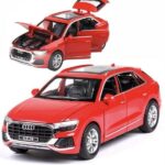 cz114b audi q8 1 24 metal model araba 774654.jpg